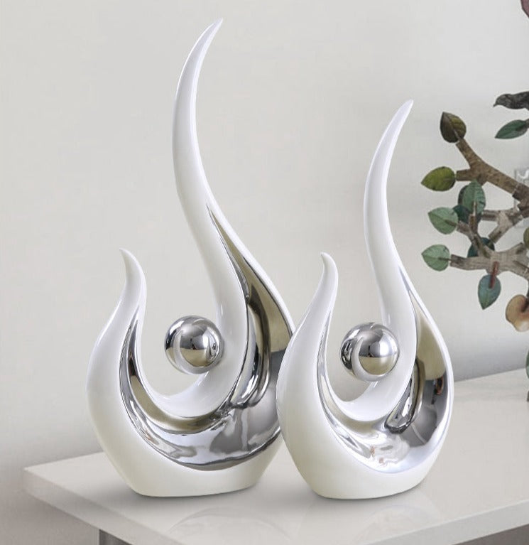 The Marina's Pearl Ceramic Decor