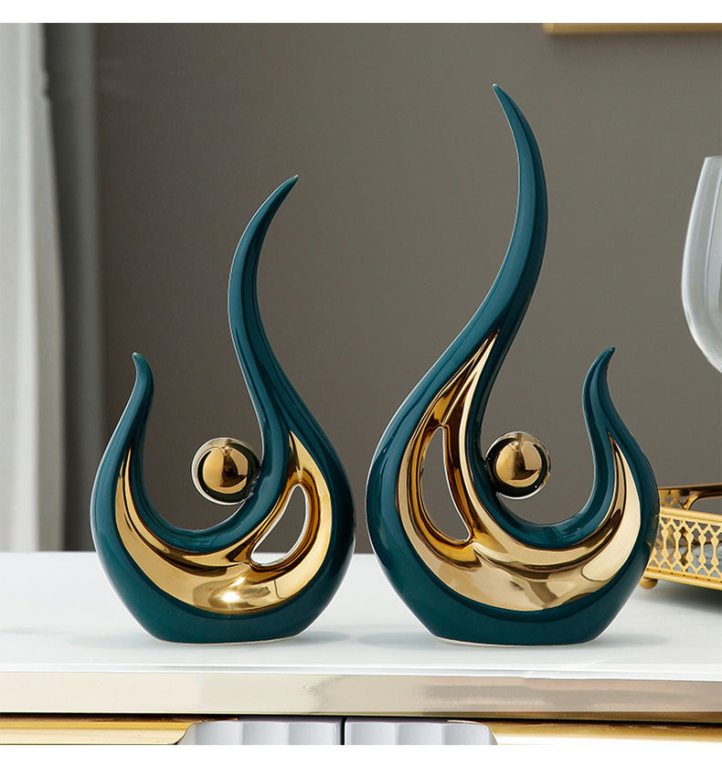 The Marina's Pearl Ceramic Decor